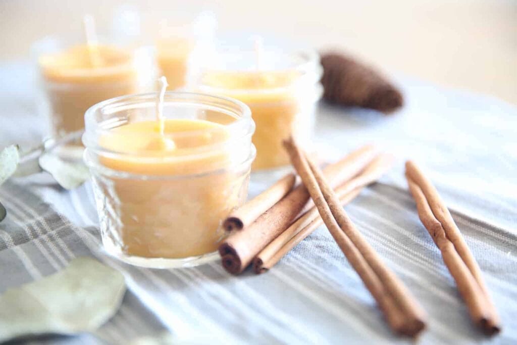 how to craft Beeswax Candles